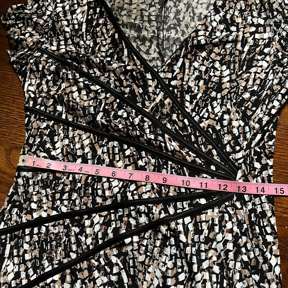 patterned dress - Picture 4 of 7